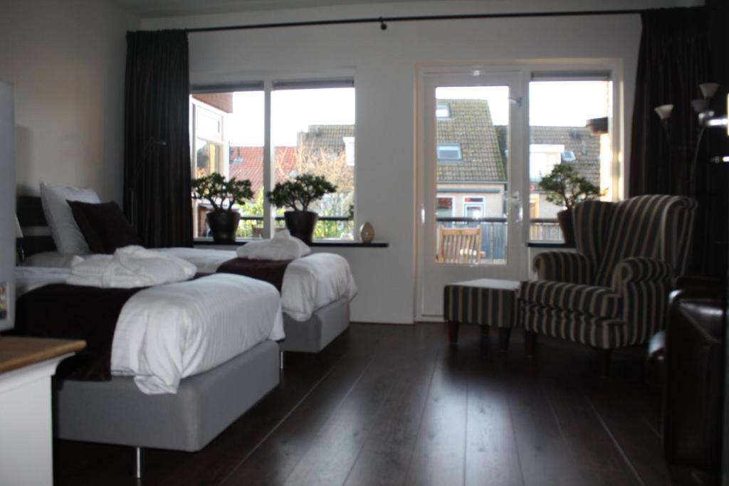 Bed & Breakfast Onder De Dekens Bed & Breakfast Harderwijk Ruang foto