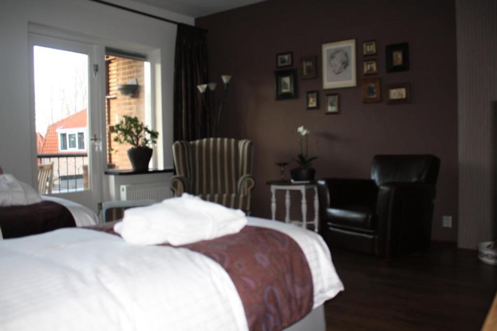 Bed & Breakfast Onder De Dekens Bed & Breakfast Harderwijk Ruang foto